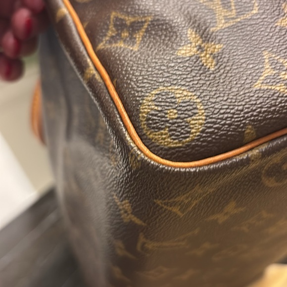 🚫🚫SOLD🚫🚫 LV speedy 35 w/COA - Picture 7 of 15